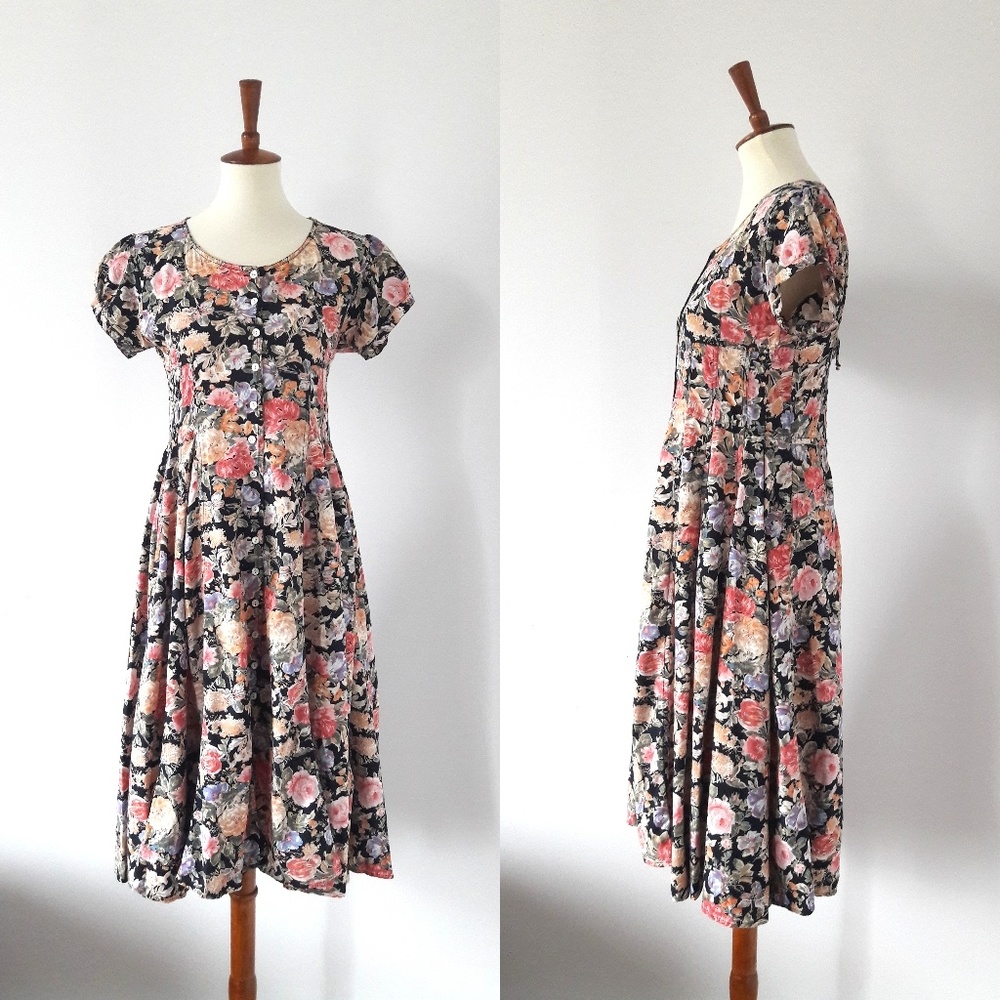 1990s Vintage Floral Dress